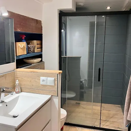 Sous Le Tilleul Le Avec Jacuzzi 公寓